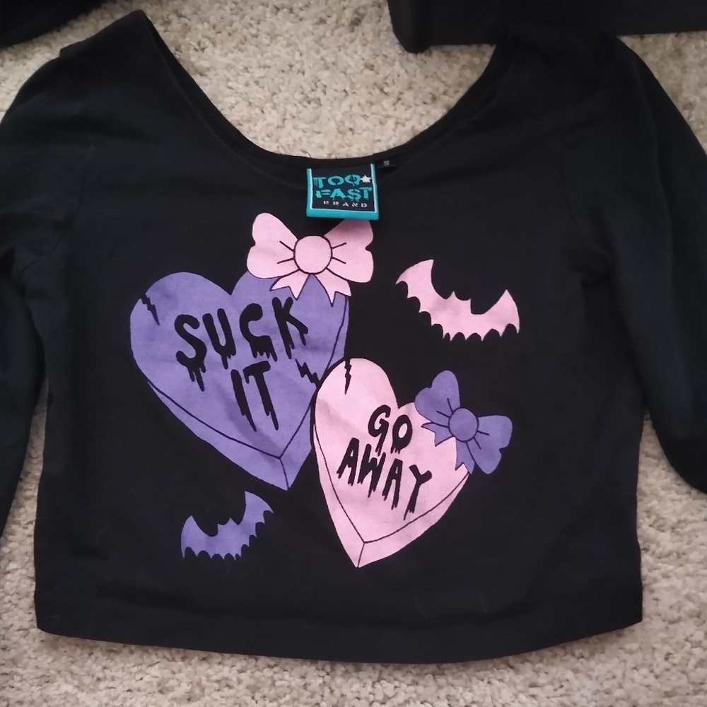 TOO FAST love hearts crop top